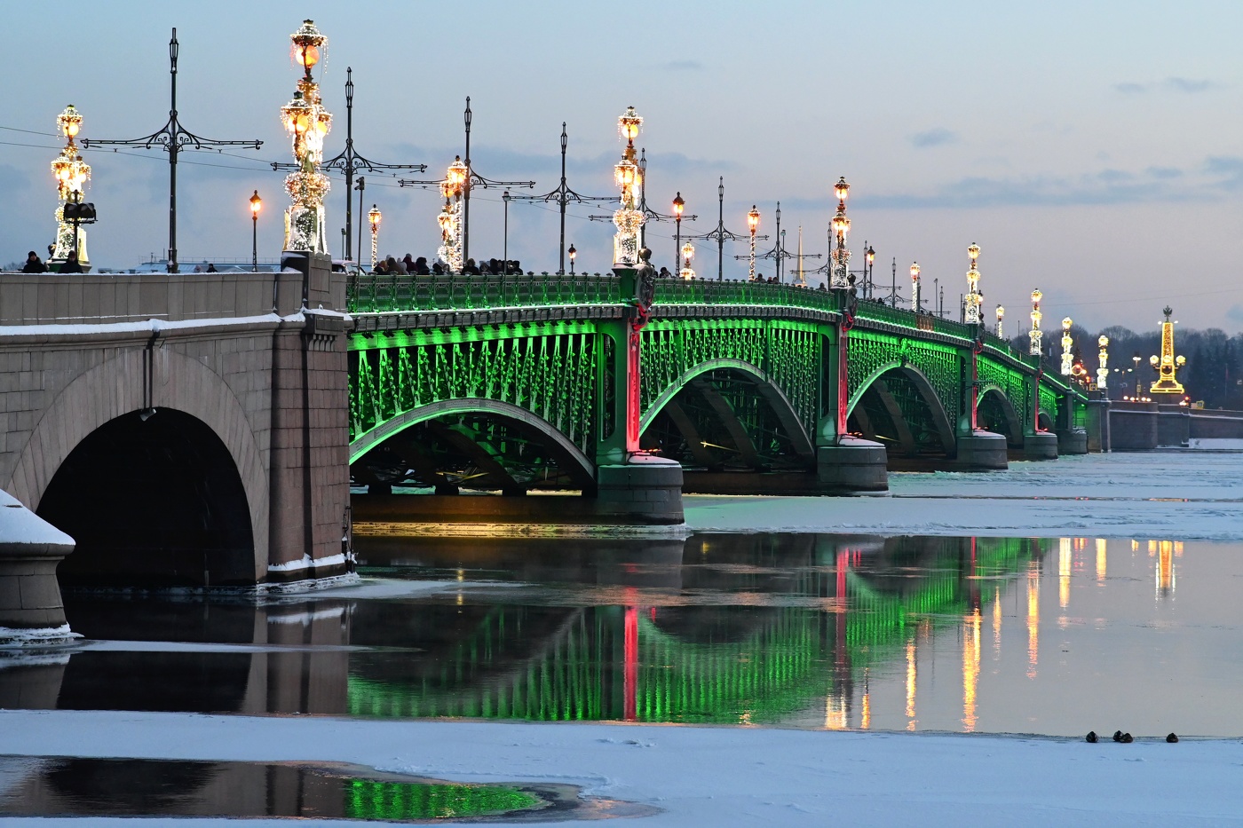 Троицкий мост